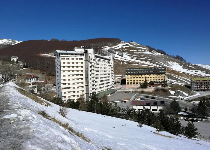 Castel Di Sangro - Chalet A Pochi Minuti Di Auto Dalle Piste Immerso Nel Verde