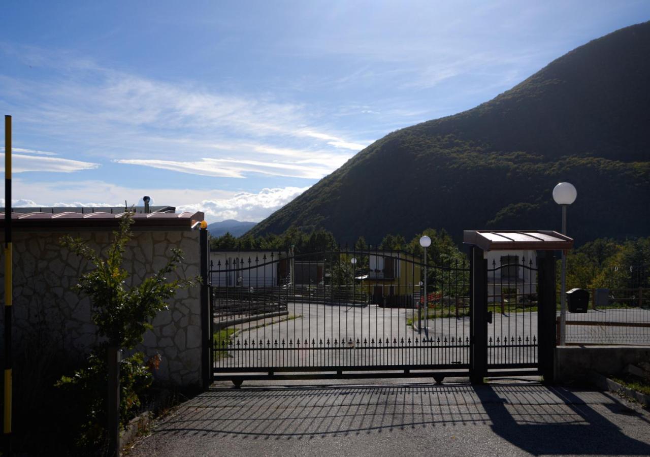 - A Pochi Minuti Di Auto Dalle Piste Immerso Nel * Castel Di Sangro